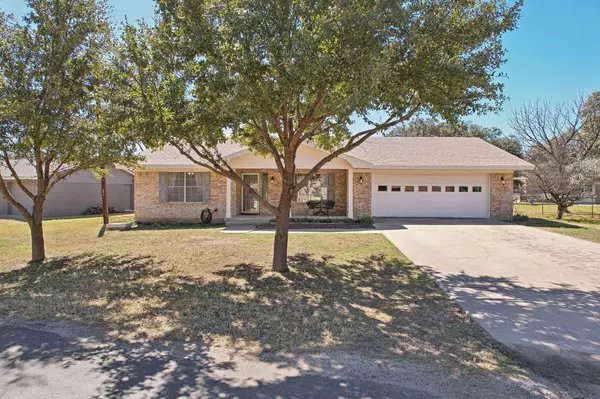 201 Flamingo CIR, Marble Falls, TX 78654