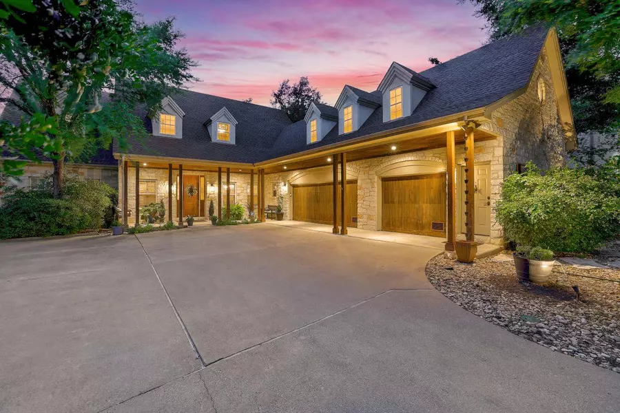 1221 Havre Lafitte DR, Austin, TX 78746