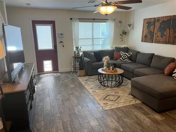 Austin, TX 78744,2303 Melissa Oaks LN