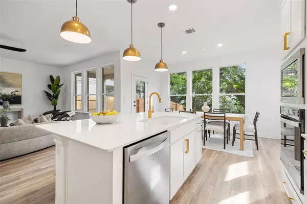 17015 Hattie TRCE, Austin, TX 78738