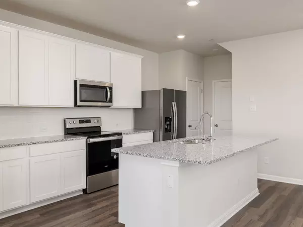 Kyle, TX 78640,105 Texas Agate DR #5