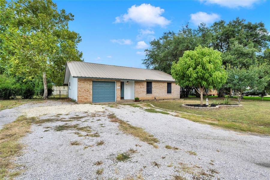 679 W South ST, Bertram, TX 78605