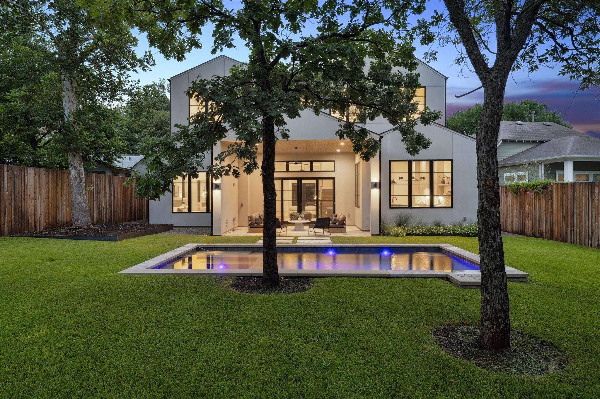 5218 Valley Oak DR, Austin, TX 78731