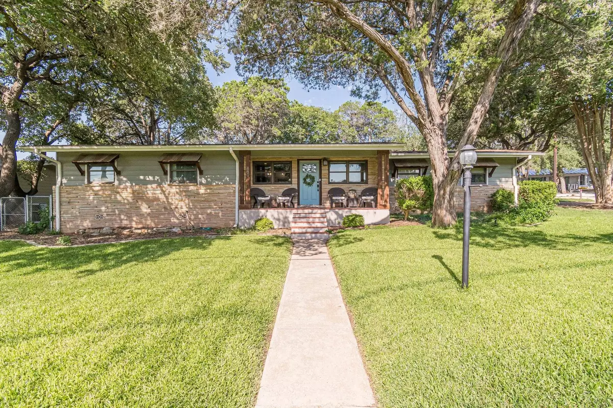 New Braunfels, TX 78130,889 oak LN