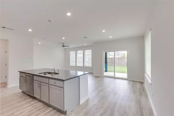 Pflugerville, TX 78660,20504B Haygrazer WAY