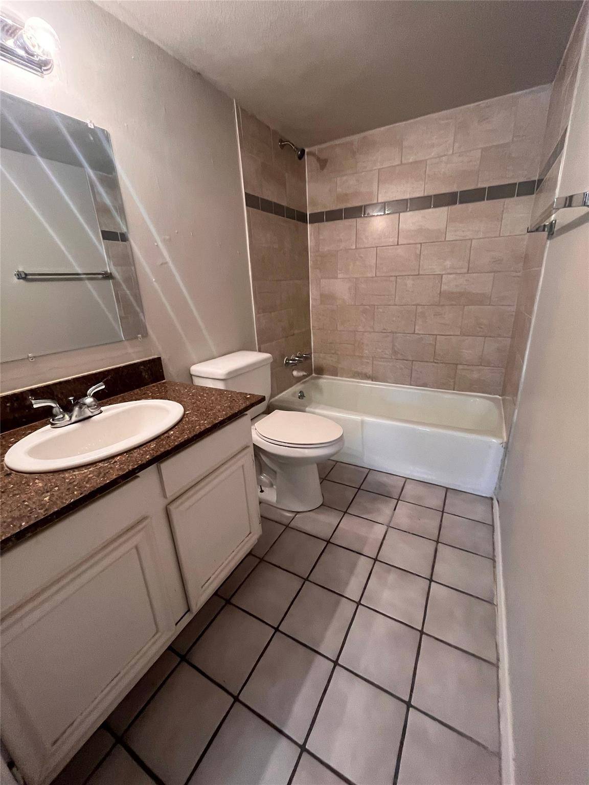 Austin, TX 78751,4303 Duval ST #302