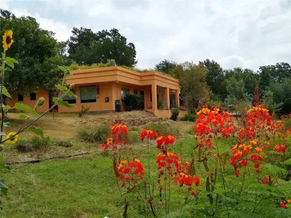 Bastrop, TX 78602,123 Konahuanui LN