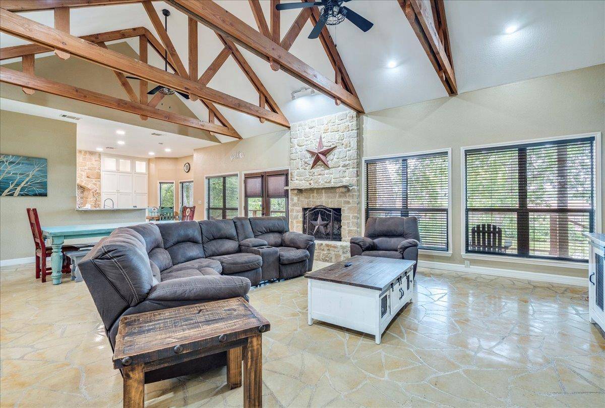 Seguin, TX 78155,302 Guadalupe River DR