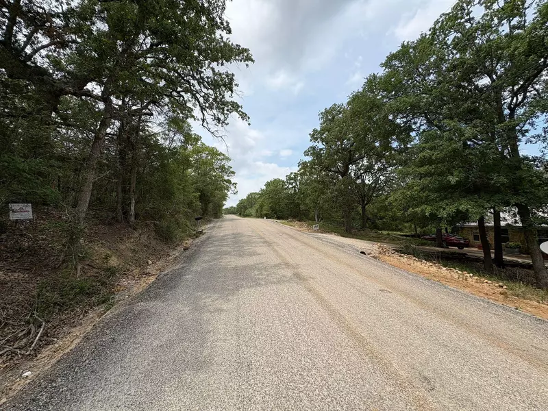 185 Kaaawa LN, Bastrop, TX 78602