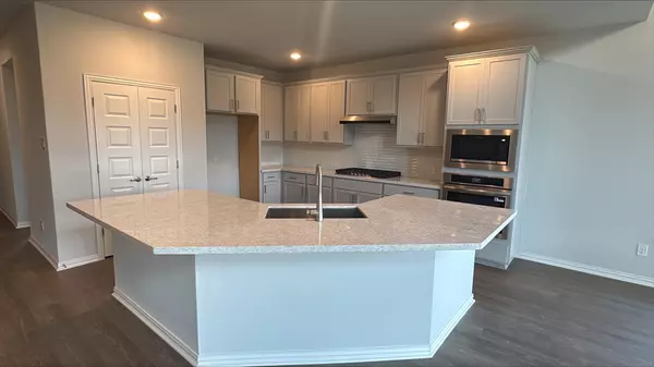 Buda, TX 78610,264 Rubber Tree WAY
