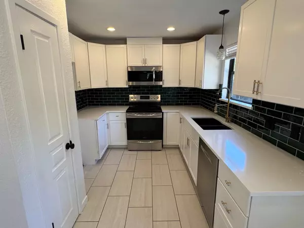 Buda, TX 78610,12604 Shady Acres DR