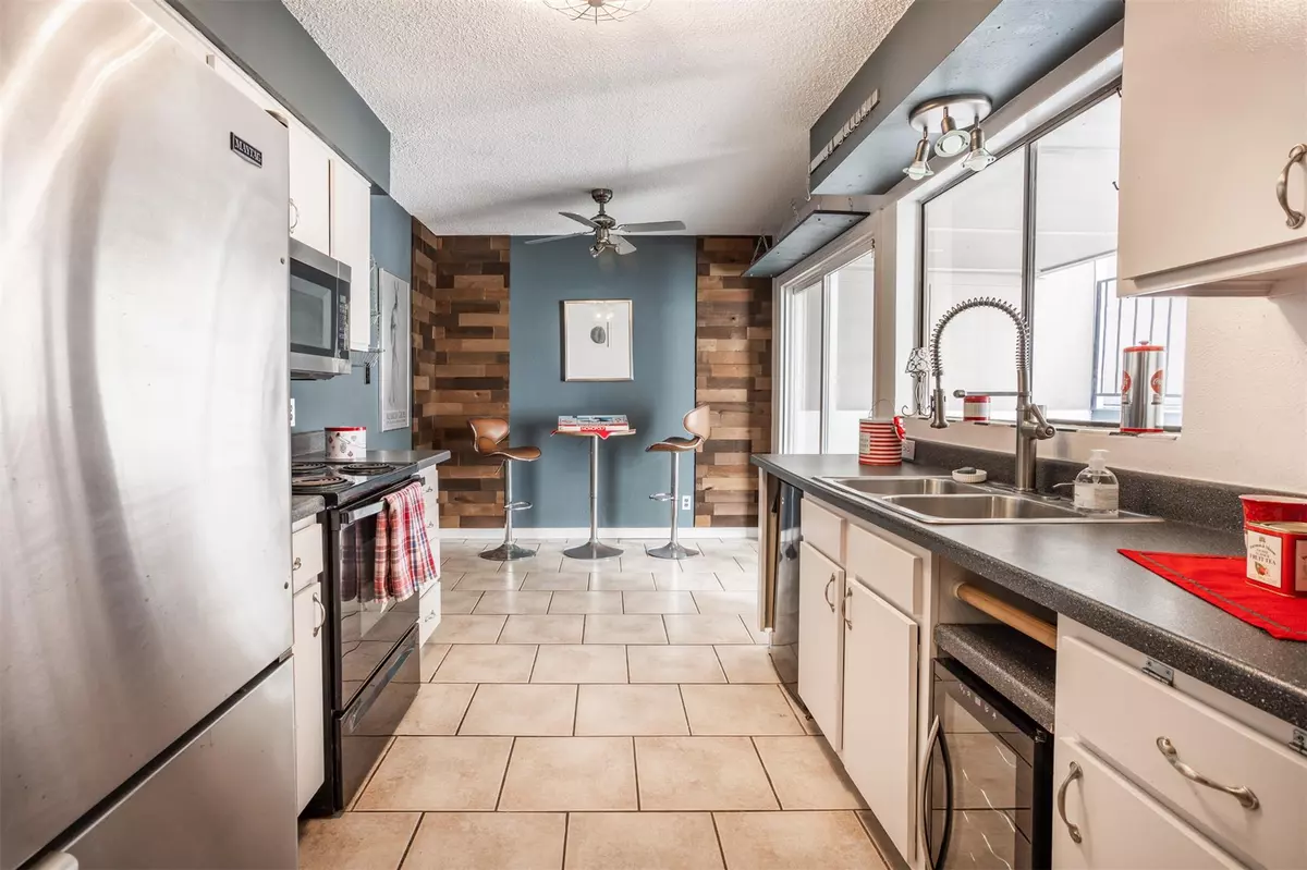 Austin, TX 78741,1720 Timber Ridge DR