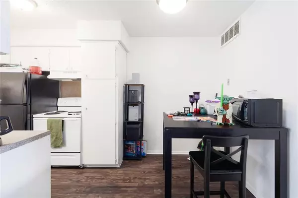 Austin, TX 78705,2803 Hemphill PARK #B204