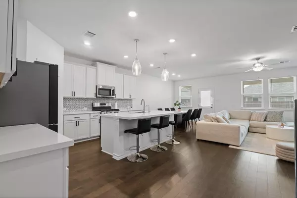 Hutto, TX 78634,121 Gracie WAY