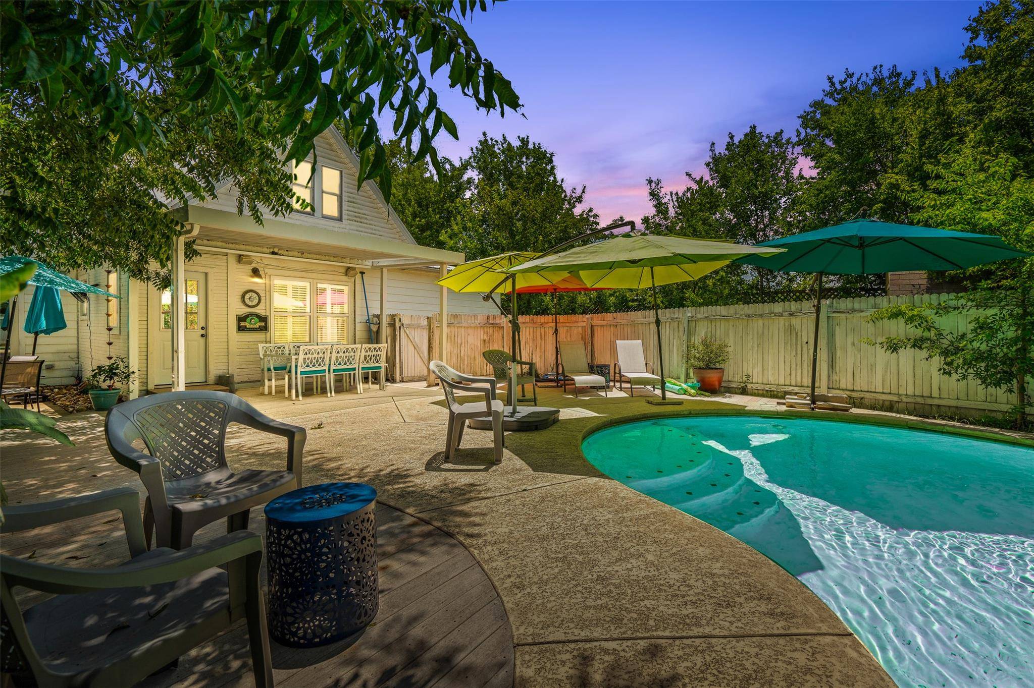 Thorndale, TX 76577,400 W Salty ST