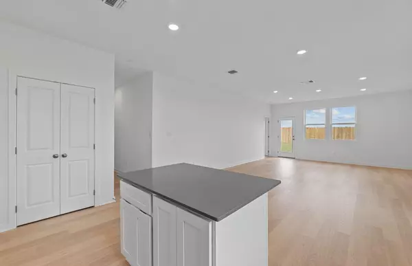 San Marcos, TX 78666,817 Cardenas ST