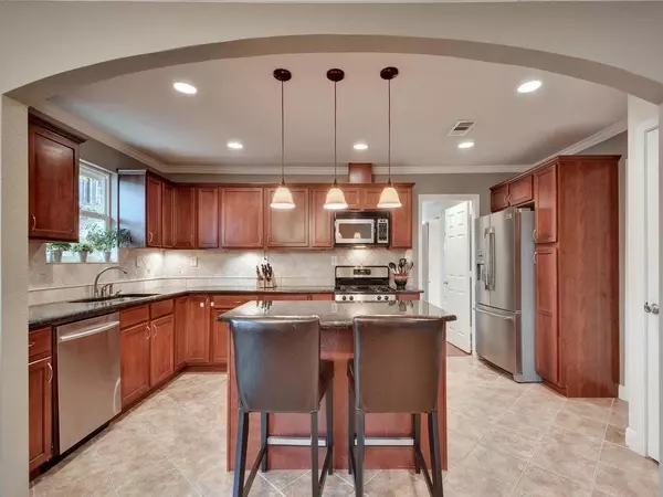Austin, TX 78751,610 W North Loop BLVD