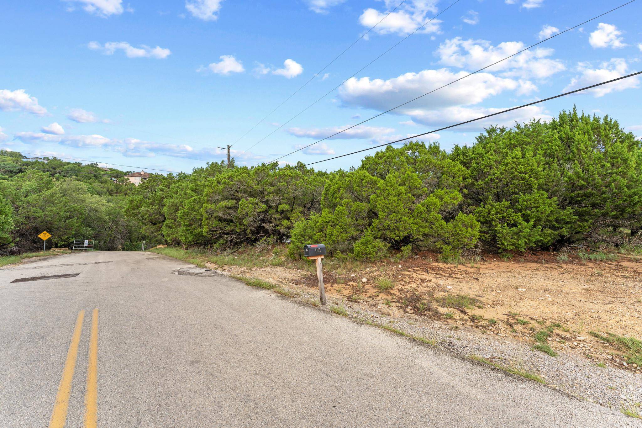 4602 Thunderbird DR, Lago Vista, TX 78645