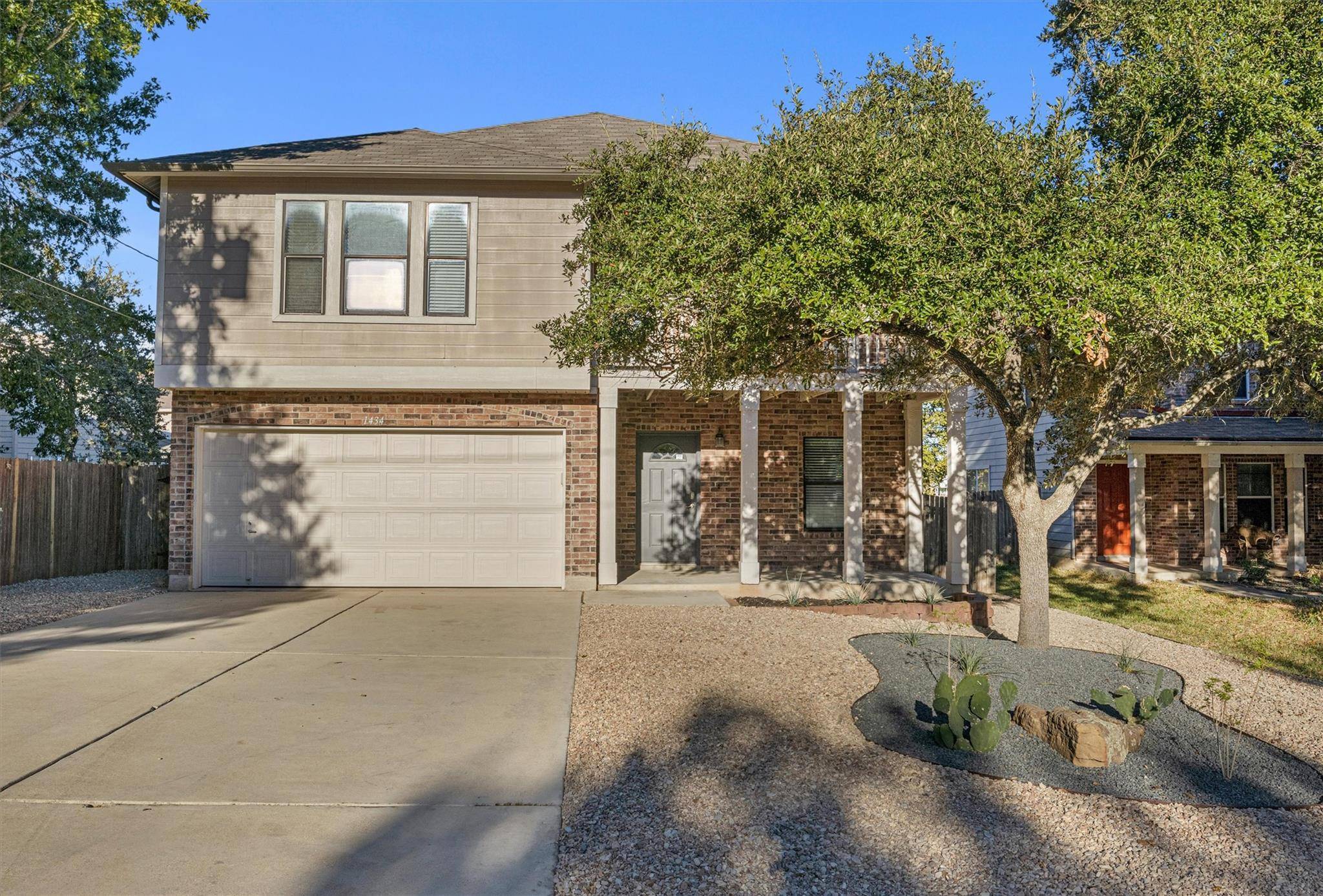 1434 Meadow PKWY, San Marcos, TX 78666