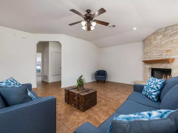 Liberty Hill, TX 78642,650 Speed Horse