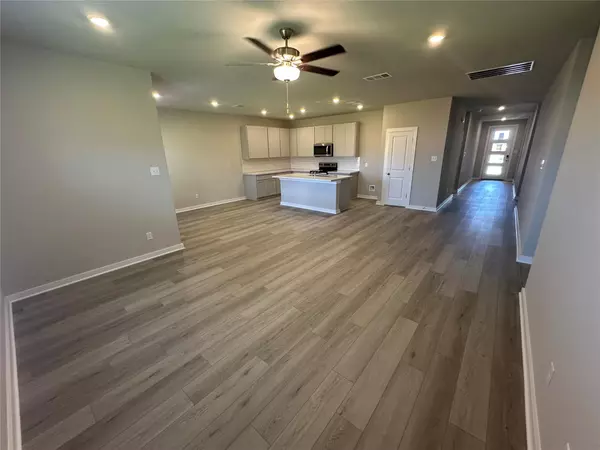Jarrell, TX 76537,505 Sleep Hollow