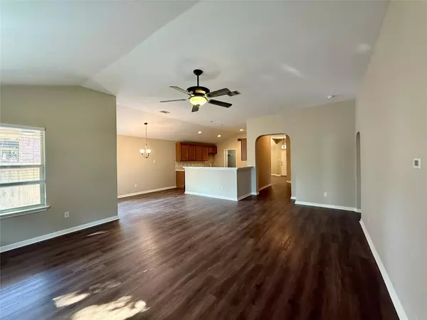 Buda, TX 78610,186 Fresno SPGS