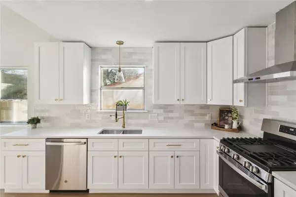 3012 Monument DR, Round Rock, TX 78681