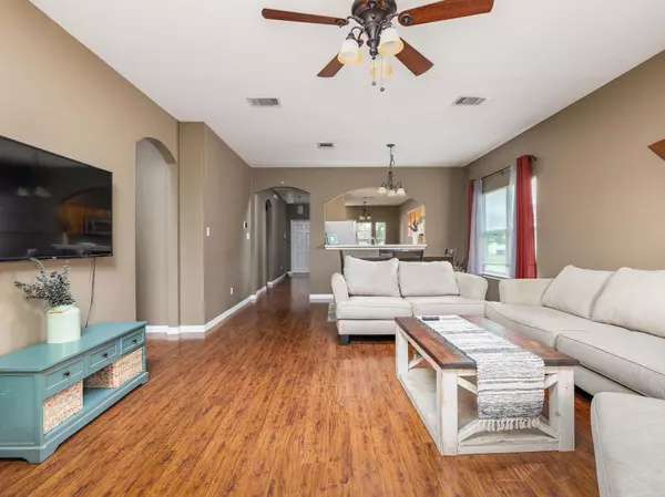 Hutto, TX 78634,116 Brown ST