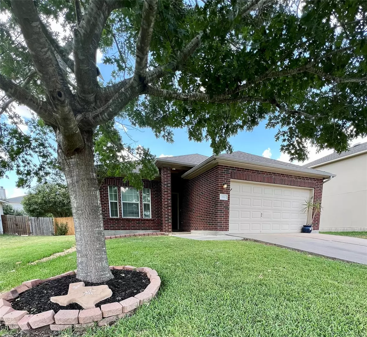 Hutto, TX 78634,116 Brown ST