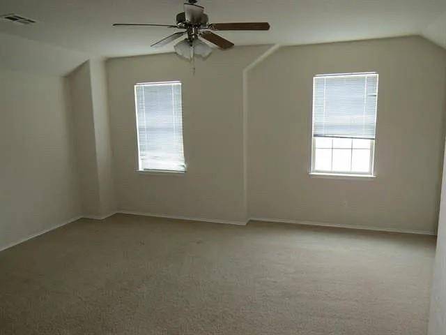 Buda, TX 78610,566 Quarter Ave