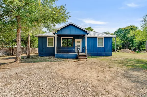 736 Old Pin Oak RD #A, Paige, TX 78659