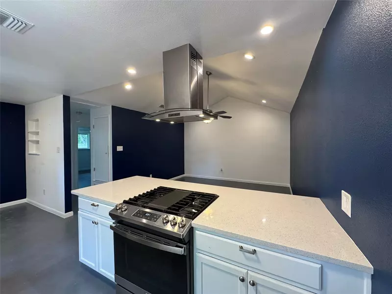 5303 W Gate BLVD #A, Austin, TX 78745