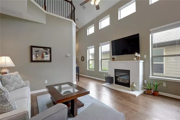 Austin, TX 78745,7233 Menchaca RD #27