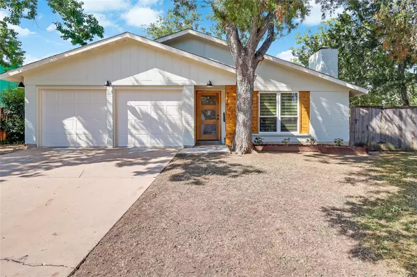 7717 Croftwood DR, Austin, TX 78749