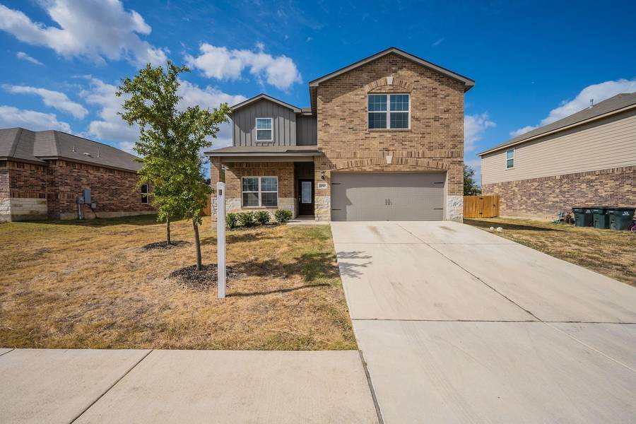 1150 Treeta TRL, Kyle, TX 78640