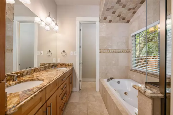 Austin, TX 78751,303 Zennia ST