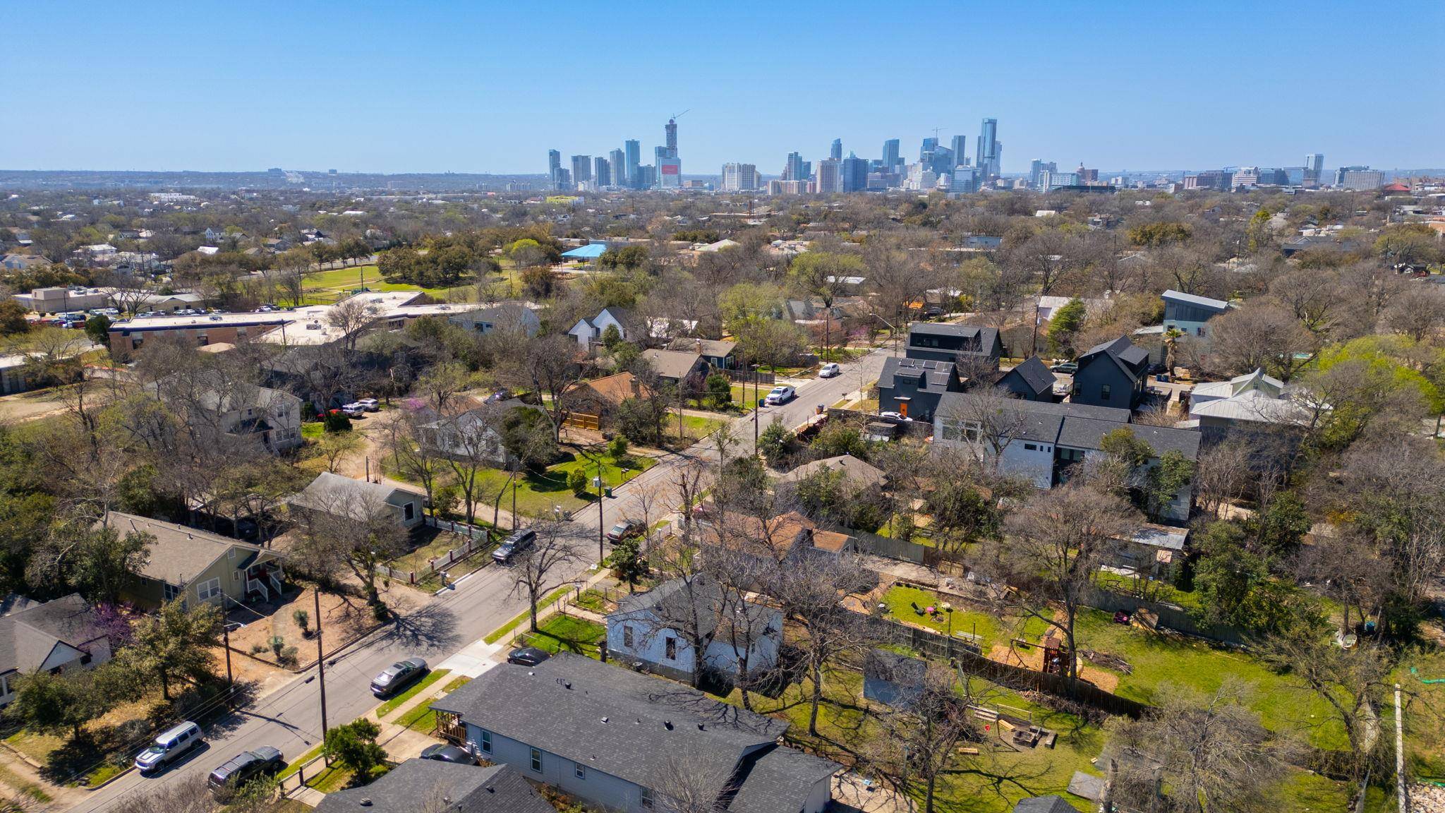 Austin, TX 78722,2811 E 22nd ST