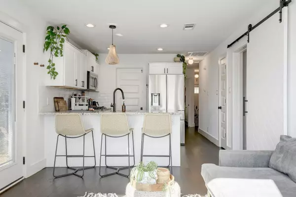 Austin, TX 78702,2901 Glen Rae ST #A