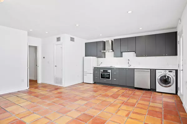 1200 Enfield RD #107, Austin, TX 78703