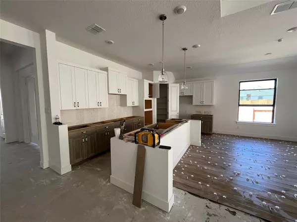 Austin, TX 78738,18905 Hopper LN