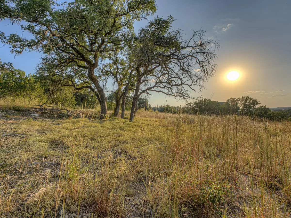 Canyon Lake, TX 78133,198 Sitting Bull TRL