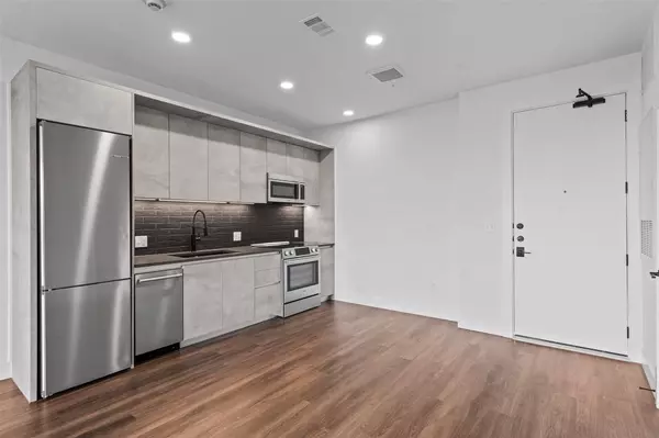 Austin, TX 78745,4315 S Congress Ave #433
