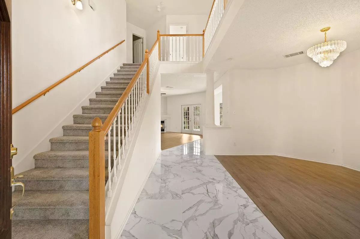 Austin, TX 78717,15304 IOLA CV