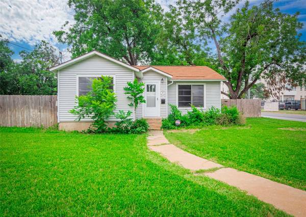 901 E 55TH ST, Austin, TX 78751