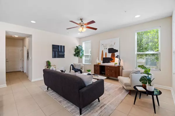 Austin, TX 78741,6814 E Riverside DR #35