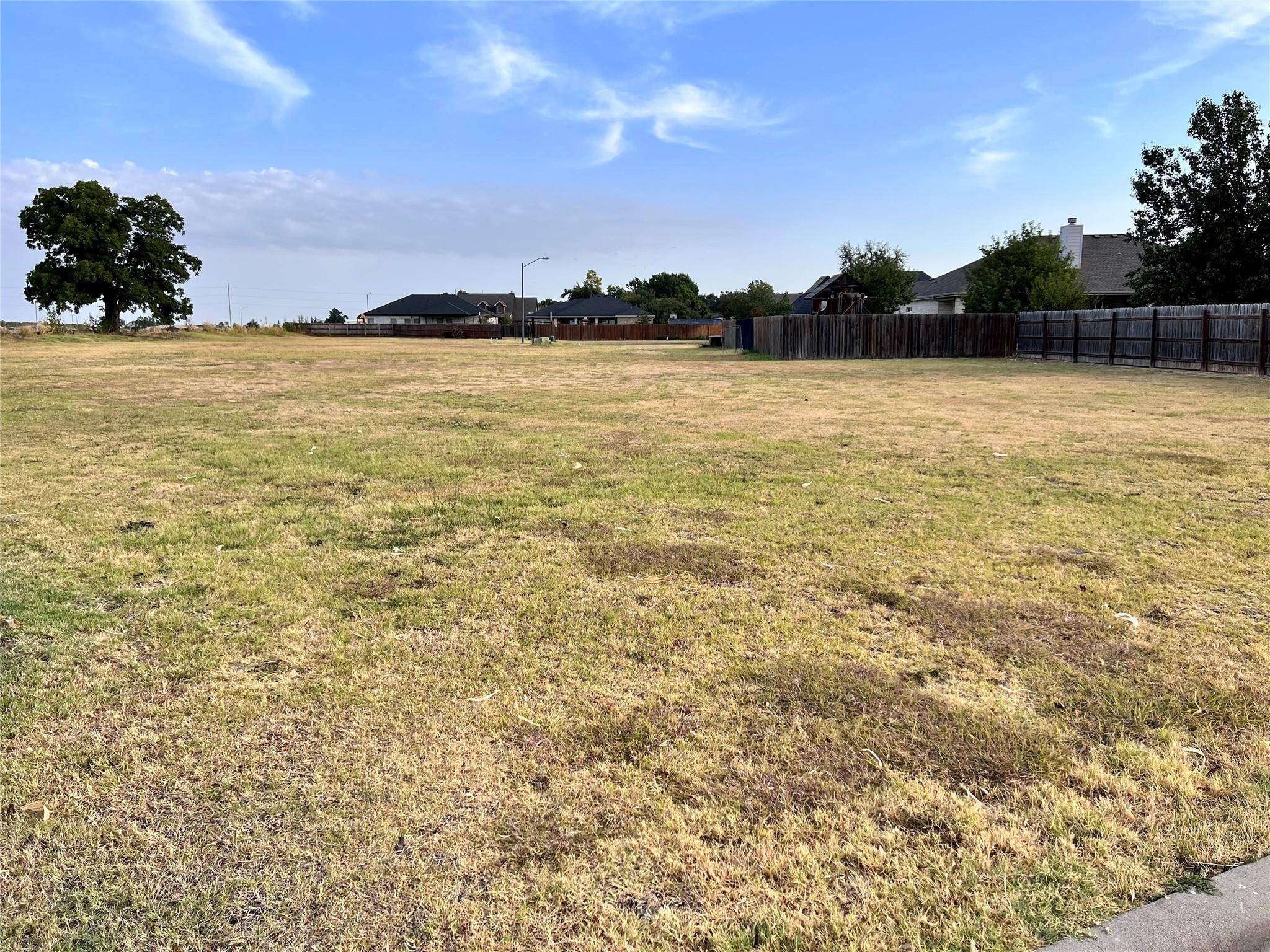 Thorndale, TX 76577,102 Davis CT