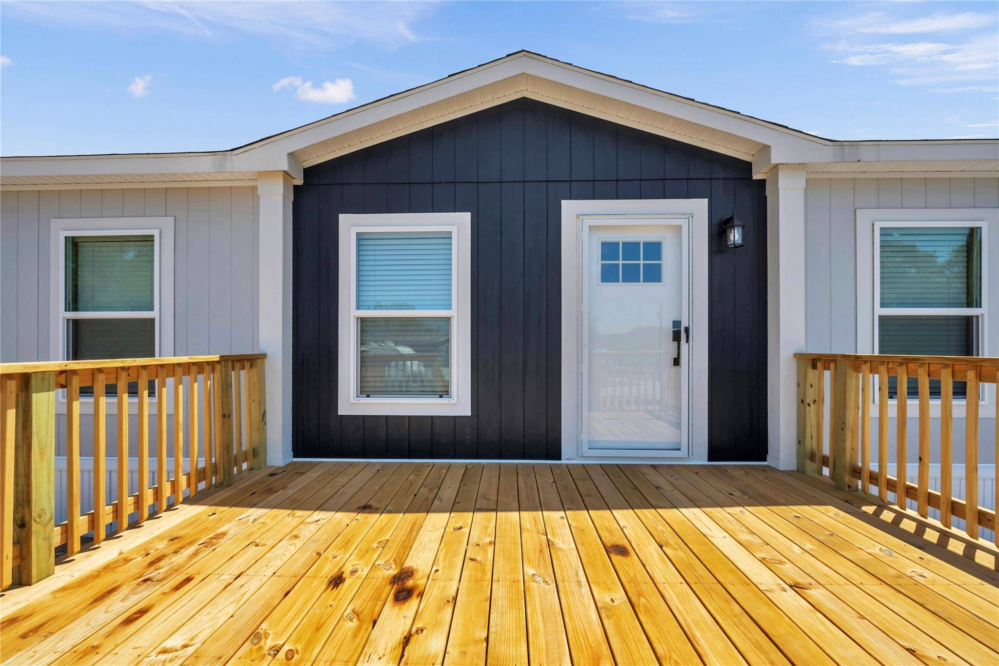 162 Julie LN, Kingsland, TX 78639