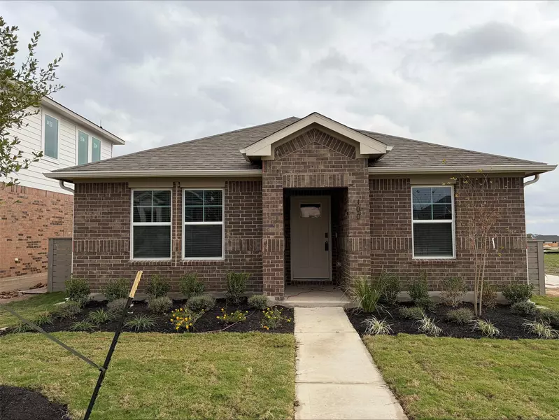 100 Maple Hedge RD, Hutto, TX 78634