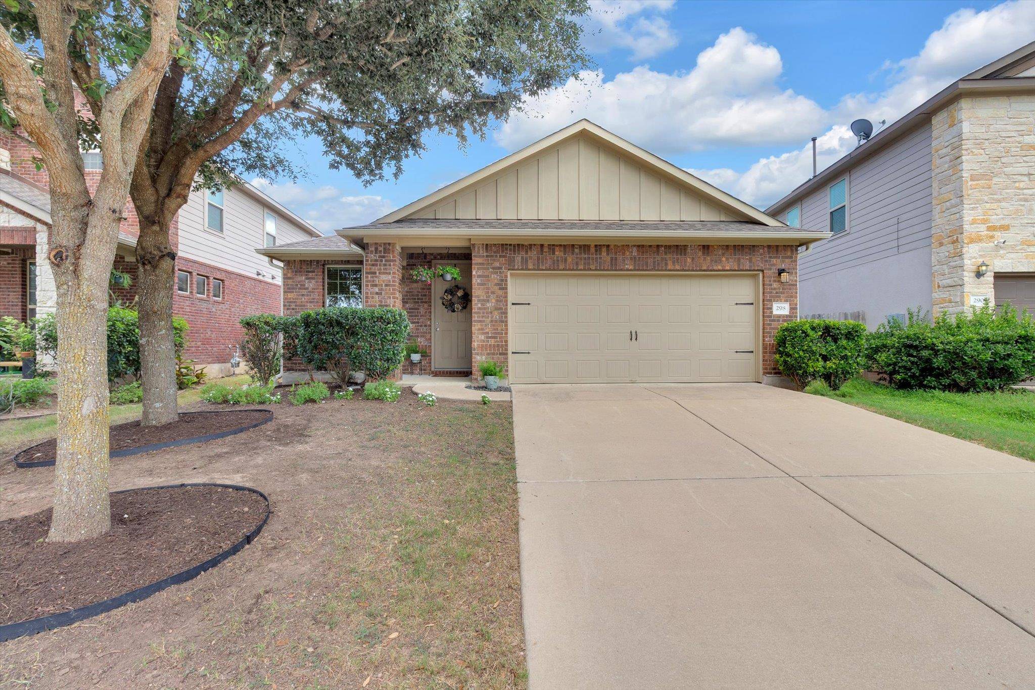 Buda, TX 78610,298 Nivens DR