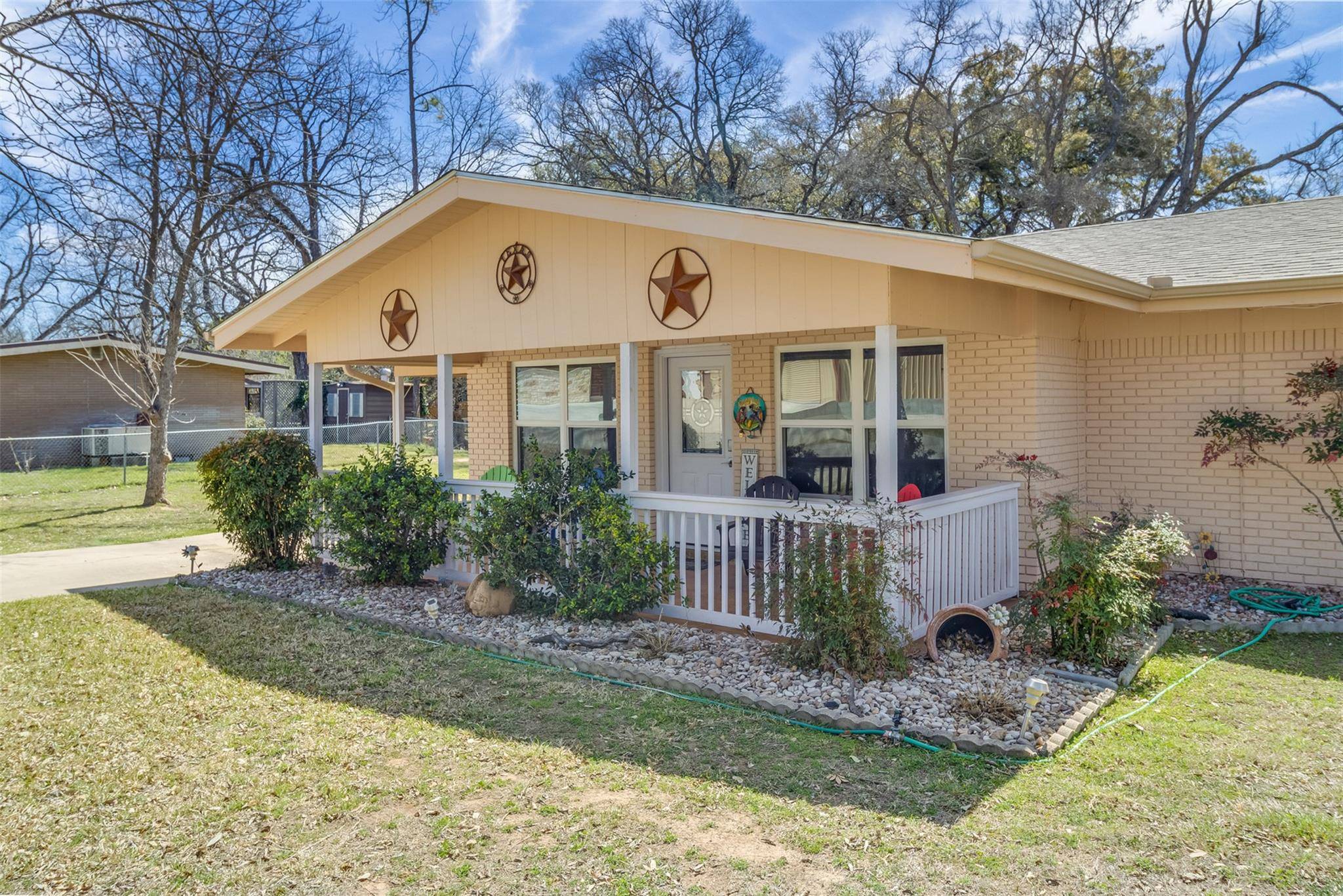 Kingsland, TX 78639,5300 Bedford